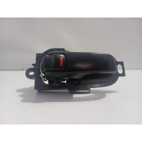 Maçaneta Interna Porta Dianteira Esquerda Nissan Tiida 2011
