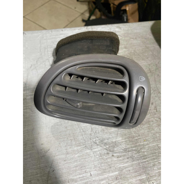 Difusor De Ar Do Painel Peugeot 206 Lado Direito