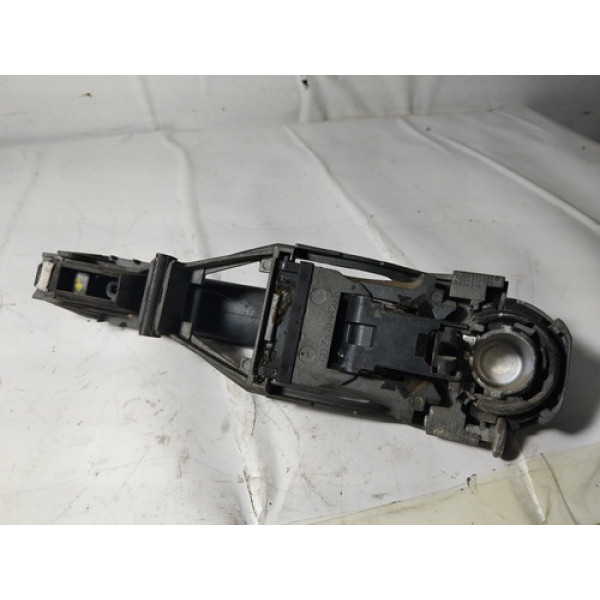 Maçaneta Externa Tras. Direita Volkswagen Fox 04/10 *detalhe