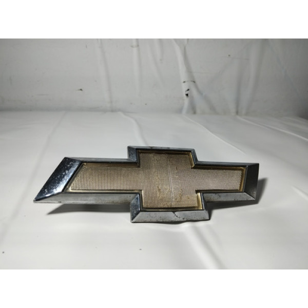 Emblema Grade Chevrolet Celta / Prisma 08/15