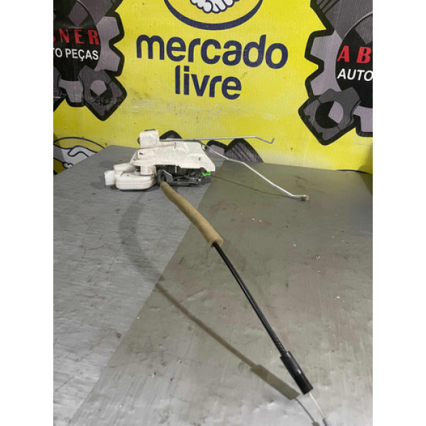 Fechadura Porta Dianteira Direita Pajero Tr4 2012