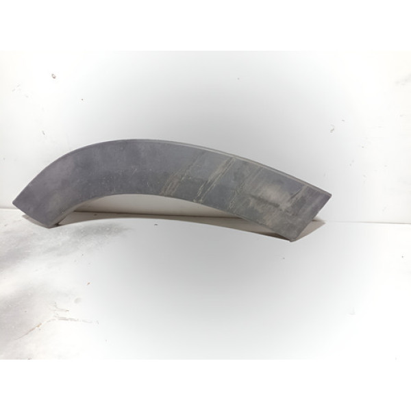 Friso Porta Traseira Chevrolet Tracker 2021 Diteita