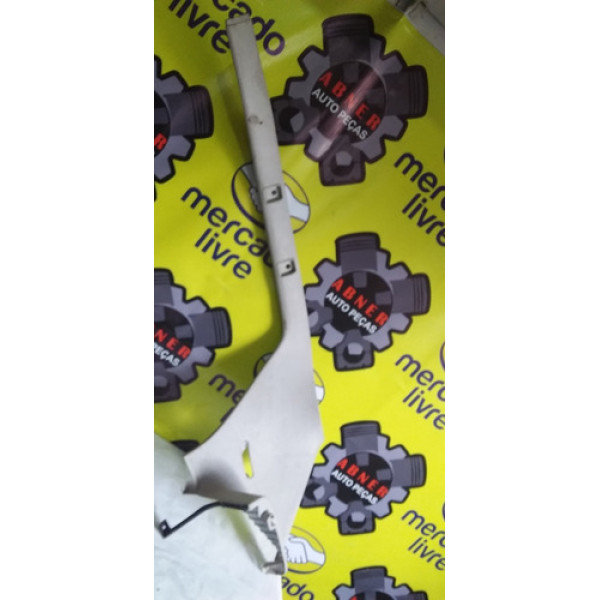 Suporte Tampão Bagagito Coluna Traseira Direita Vw Fox 2009