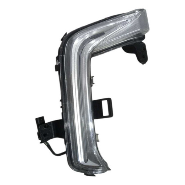 Farol Auxiliar Direito Chevrolet Tracker 2021 2022 C Detalhe Branco