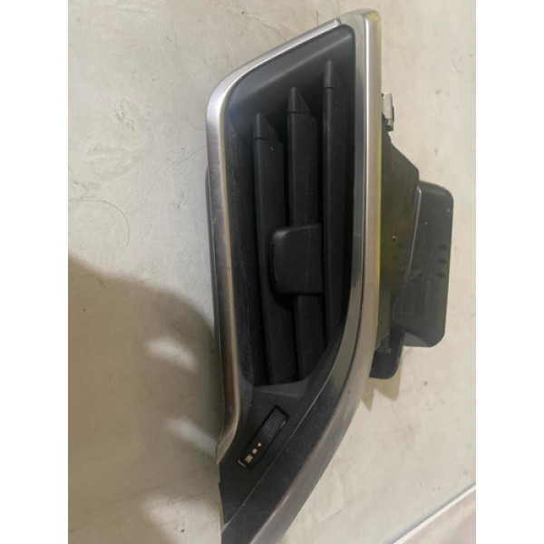 Difusor De Ar Lateral Esquerdo Peugeot 208 2015 A 2019