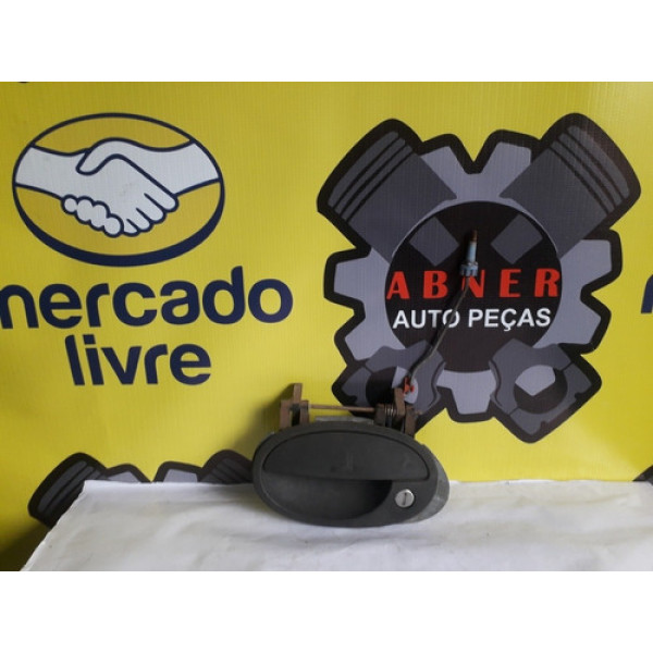 Maçaneta Externa Dianteira Esquerda Montana 2009