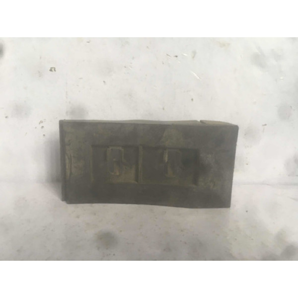 Guia Do Pára-choque Traseiro Direito Gm Corsa Sedan 96/12