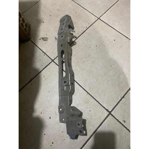 Suporte Guia Paralama Lado Direito Megane 08/13