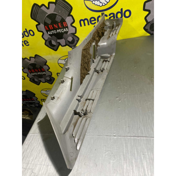 Suporte Tampão Bagagito Lado Esquerdo Xsara Picasso 00 À 09