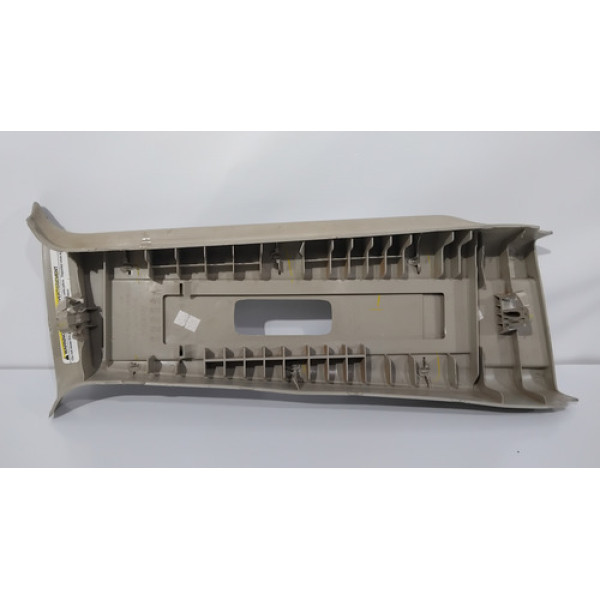 Acabamento Coluna Central Nissan Tiida 2008 2009 Esquerdo