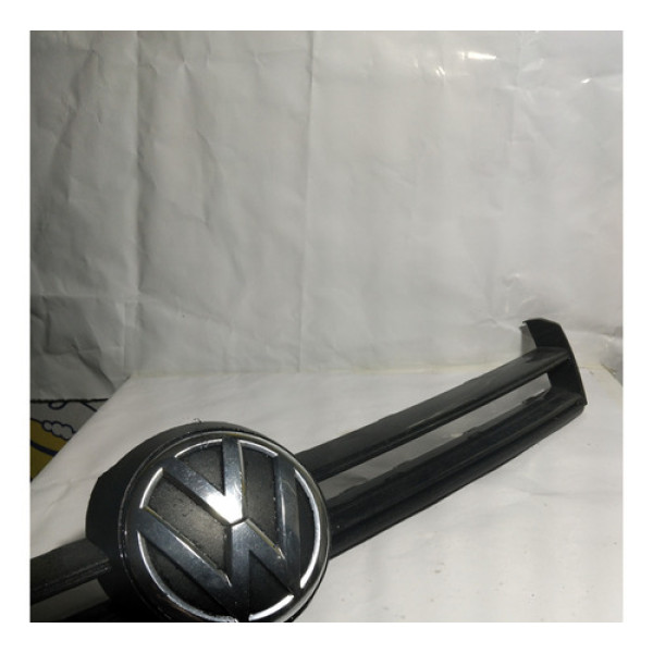 Moldura Grade Frontal Golf 14/17
