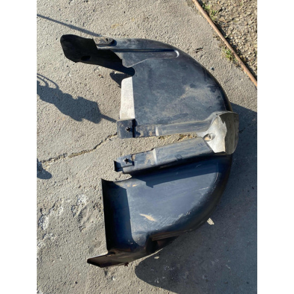 Para Barro Traseiro Esquerdo Do Golf Sr 1:6 2001 A 2006