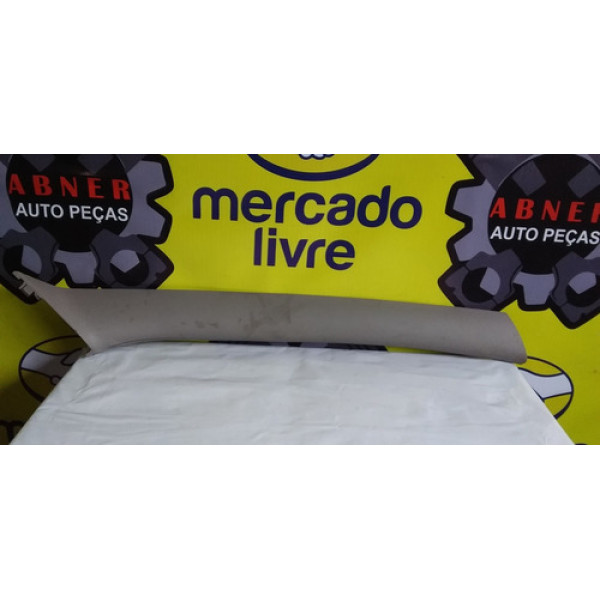Acabamento Coluna Dianteira Direita Duster 2012