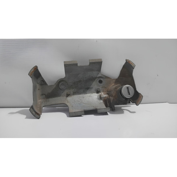 Suporte Maçaneta Dianteiro Direito Gm Corsa Classic 10/12