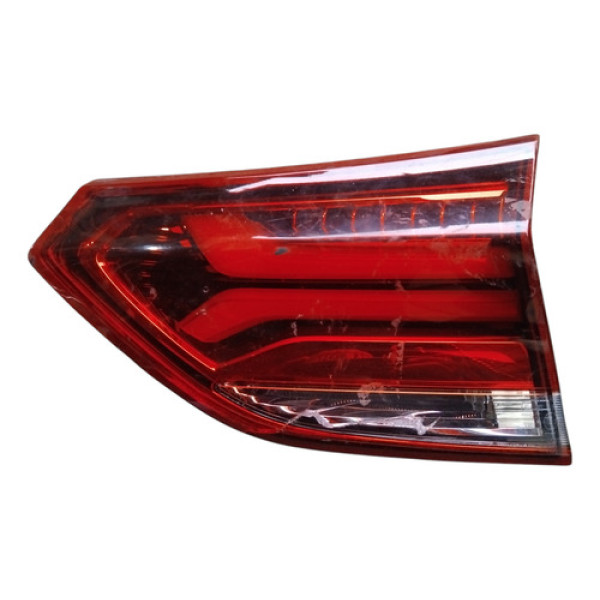 Lanterna Da Tampa Tracker 2020 2024 Lado Direito Detalhes