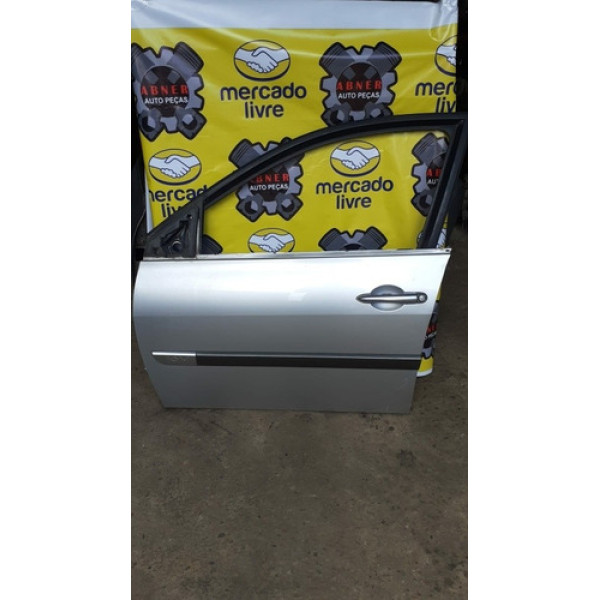 Porta Dianteira Esquerda Renault Megane 2009 