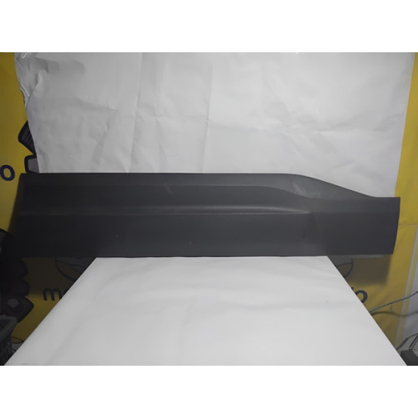 Moldura Inferior Porta Dianteira Direita Gm Montana 23/24