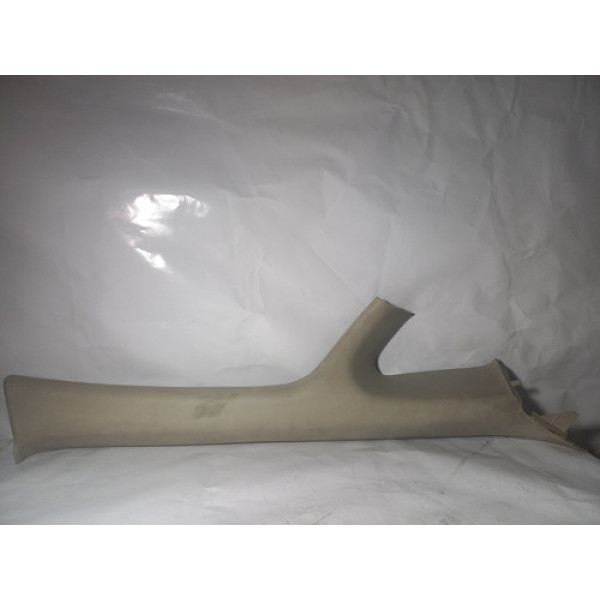 Acabamento Coluna Central Direito Nissan Tiida 2008/2013