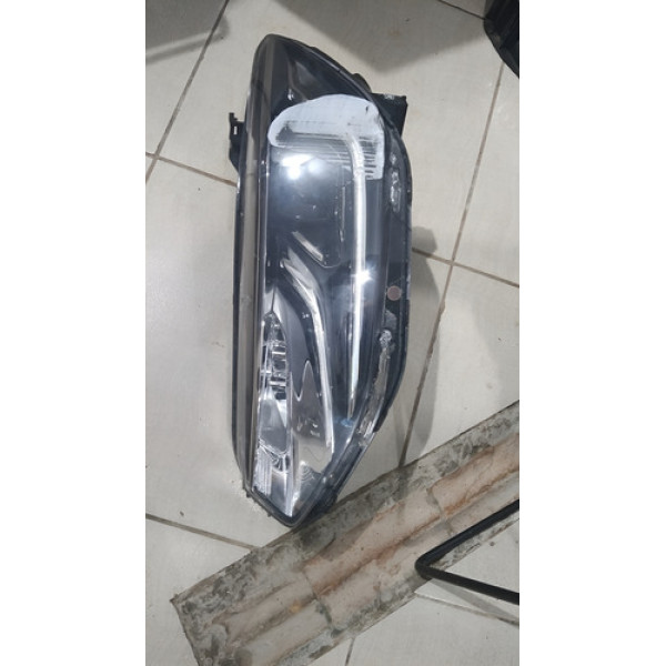 Farol Esquerdo Gm Tracker Premier Full Led Original Usado