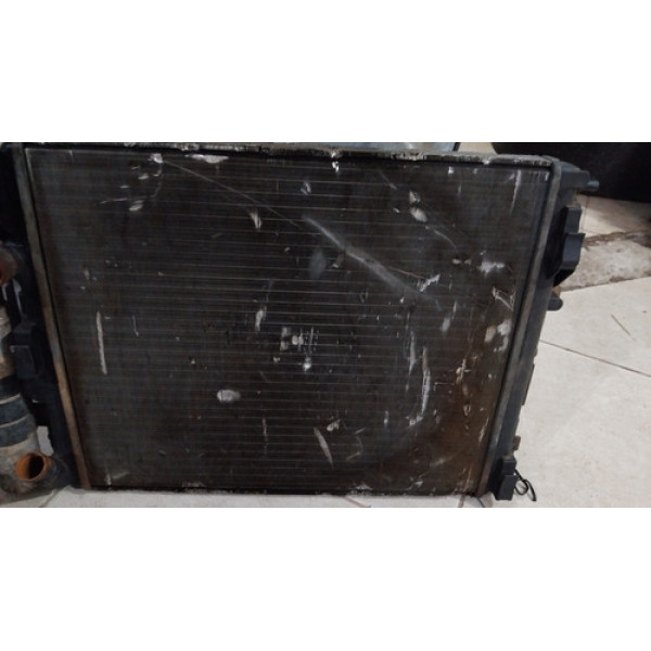 Radiador Renault Clio 00/04 Com (detalhe)