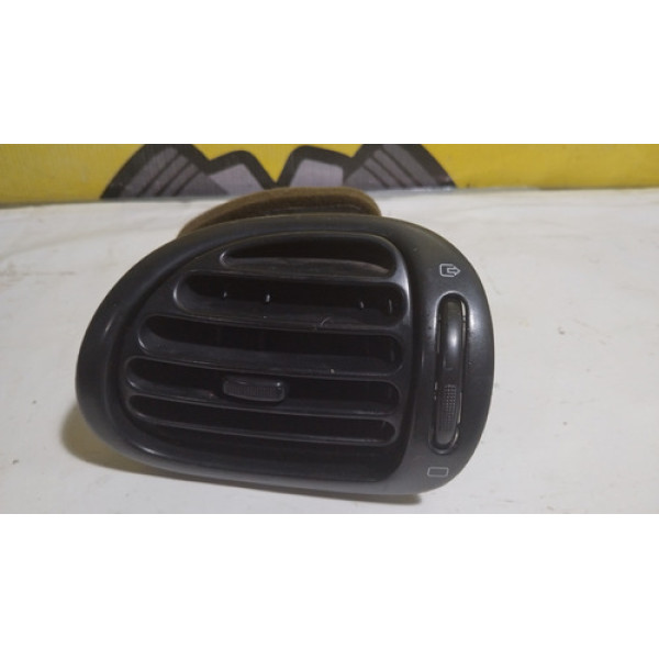 Difusor Ar Esquerdo Peugeot 206