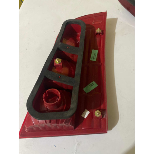 Lanterna Tampa L.e Fiat Palio Weekend 04/08