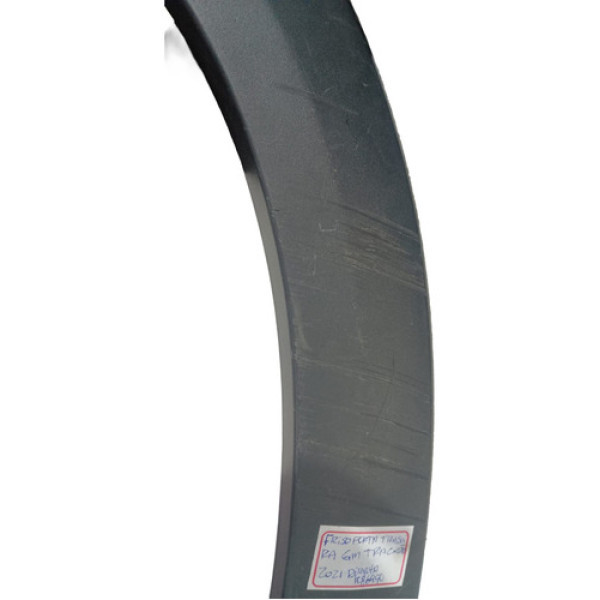 Moldura Roda Porta Traseira Direita Tracker 2023