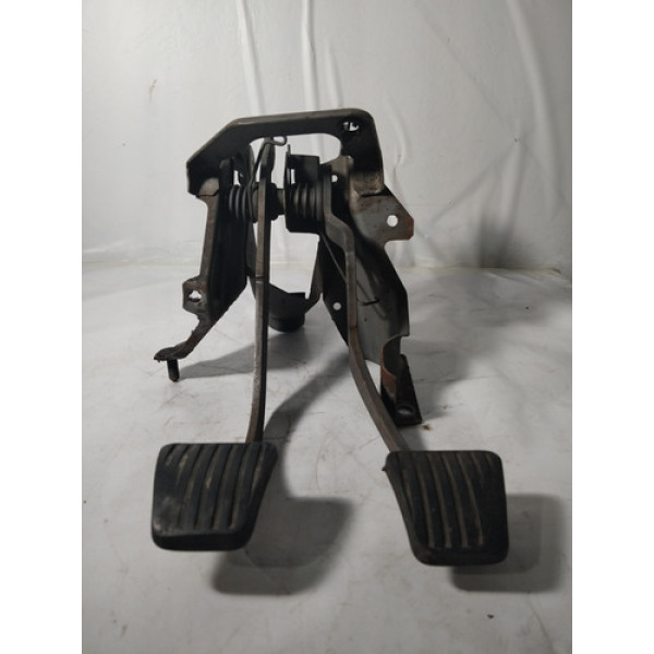 Suporte Com Pedais Freio / Embreagem Gm Corsa 1.0 94/00