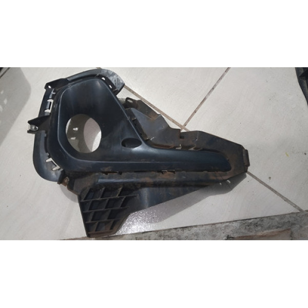 Moldura Farol De Neblina Lado Direito Gm Onix 20/24 Genuino