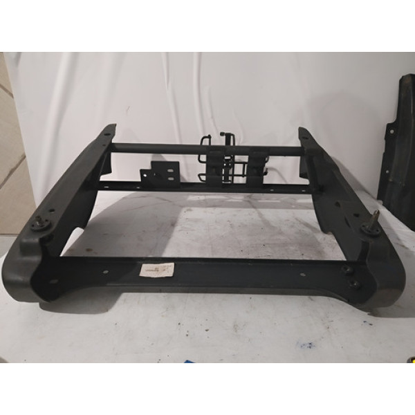 Suporte Base Banco Dianteiro Direito Citroen Xsara Picasso 