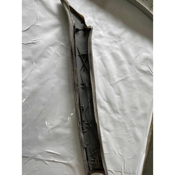 Acabamento Coluna Parabrisa Direito A3 97 A 99