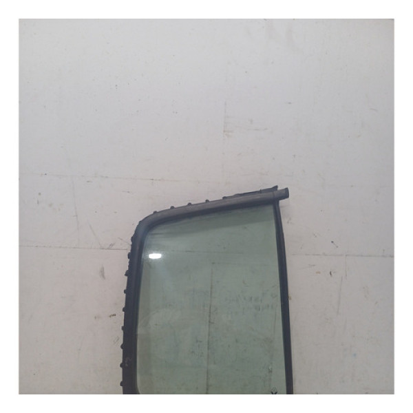 Vidro Fixo Traseiro Direito Renault Clio 2009