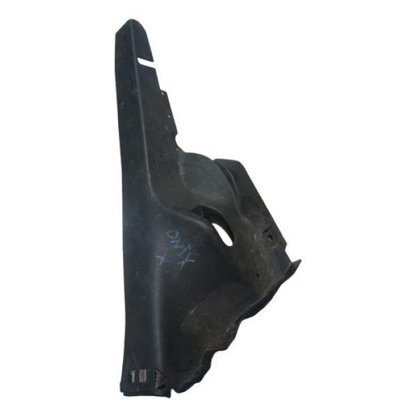 Moldura Coluna Traseira Lado Direito Gm Onix 15/19 52046610