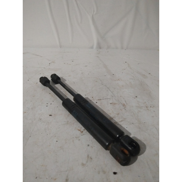 Par Amortecedor Tampa Traseira Chevrolet Vectra 96/05