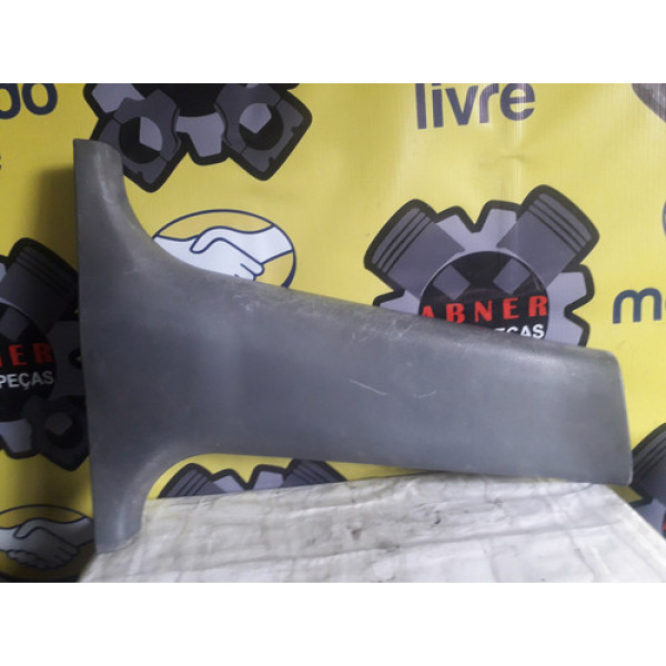 Acabamento Lateral Central Direito Daewoo Lanos