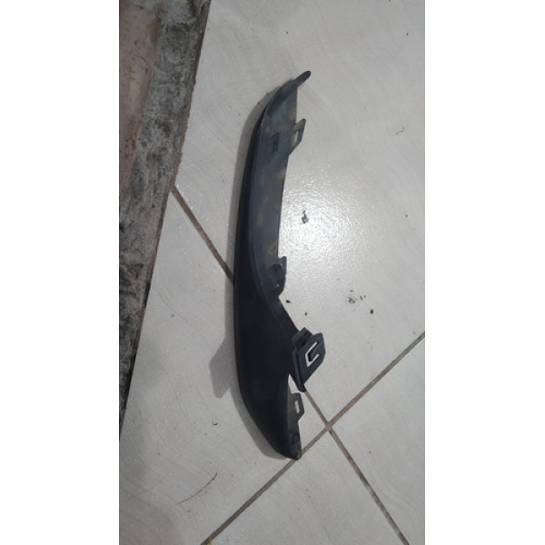 Moldura Inferior Direita Parachoque Diant.  Yaris 2023/2023