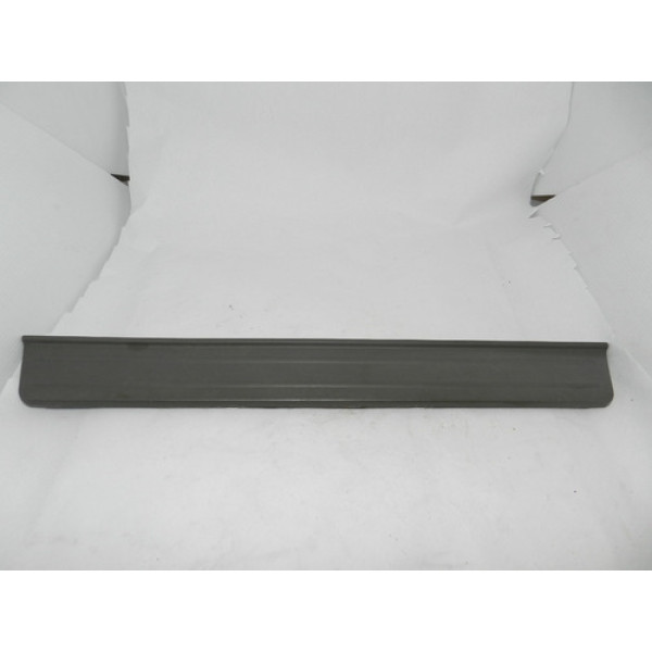 Soleira Porta Dianteira Esquerda Hyundai Tuson 06/16