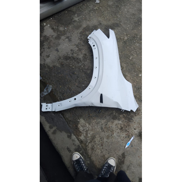 Paralama Esquerdo Tracker 2020 2021