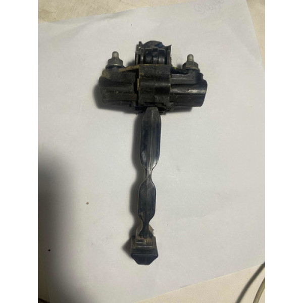 Limitador Porta Traseira Esquerda Sentra 2008