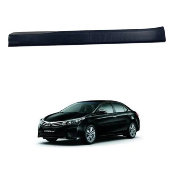 Acabamento Soleira Dianteira Direita Toyota Corolla 2018 Xei Preto
