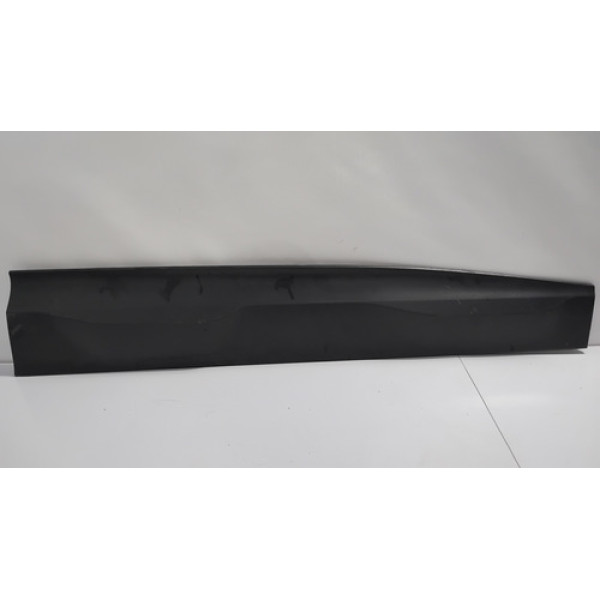 Moldura Porta Dianteira Direita Chevrolet Tracker