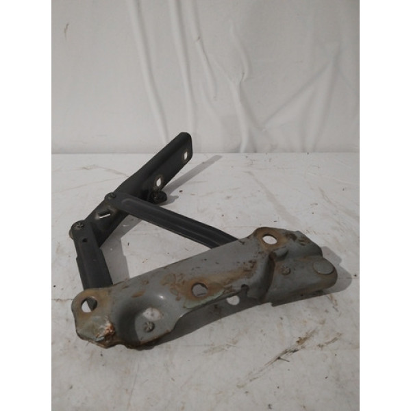 Dobradiça Da Tampa Traseira Direita Gm Vectra 97/05