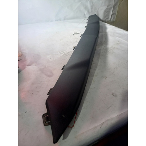 Spoiler Moldura Parachoque Dianteiro Gm Tracker 20/22