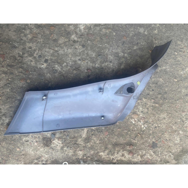 Revestimento Moldura Grafite Caixa Roda Tras Dir - 206 4p