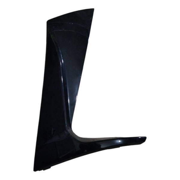 Acabamento Direito Aerofolio Tampa Traseira Gm Tracker 2020