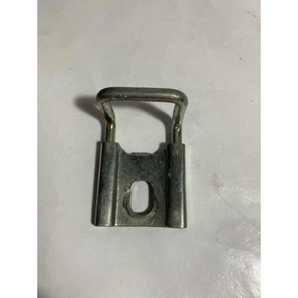 Batente Tampa Traseira Corsa 2001