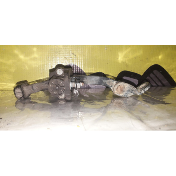 Limitador Traseiro Direito Peugeot 207 Sw