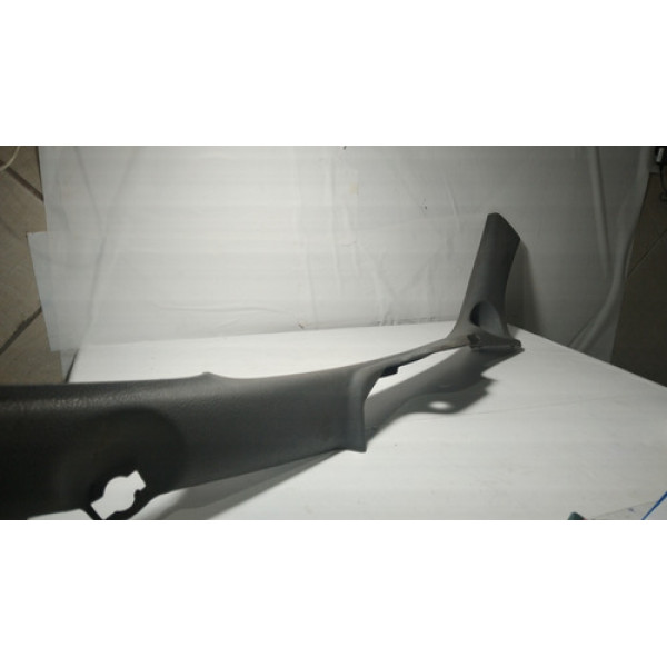 Soleira De Porta Dianteira Direita Renault Clio 03/08