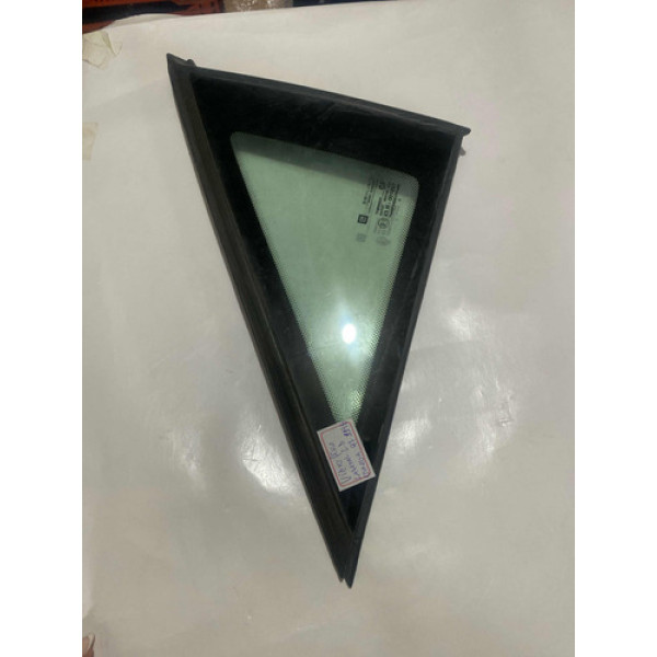 Vidro Fixo Lateral Traseiro Direito Omega 97