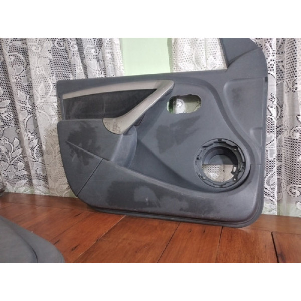 Revestimento Porta Dianteira Esquerda Duster Original